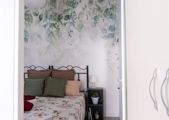 Alma's House Hotel *